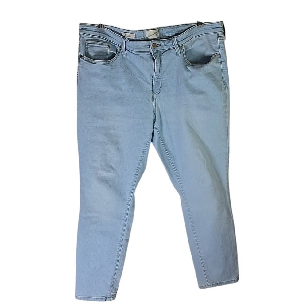 Universal Thread Womens Mid Rise Skinny Jeans Stretch Womens 18 / 34S Light Blue